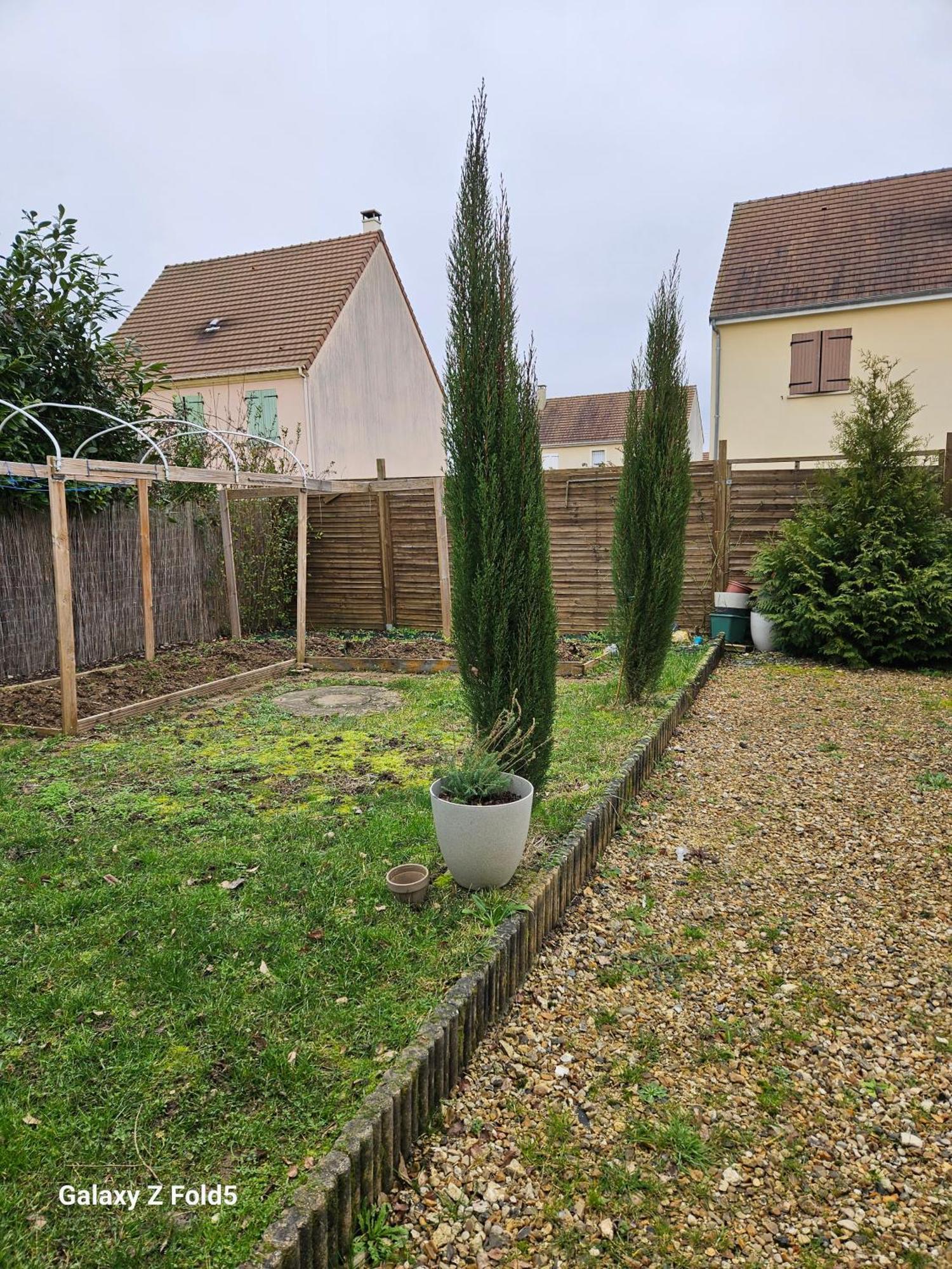 Maison Romantique Entre Deux Fleuves Chez L'Habitant Montereau-faut-Yonne Exterior foto